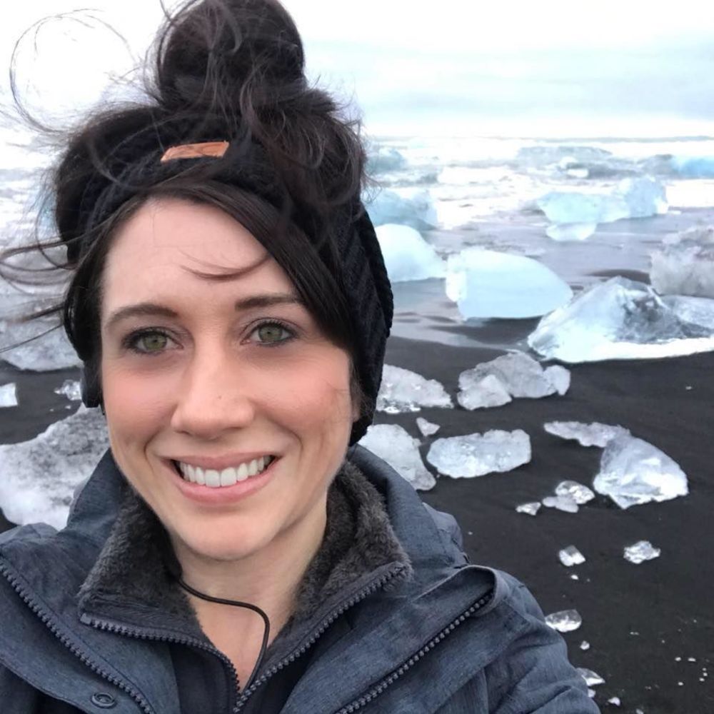 Meet your Posher, Jennifer